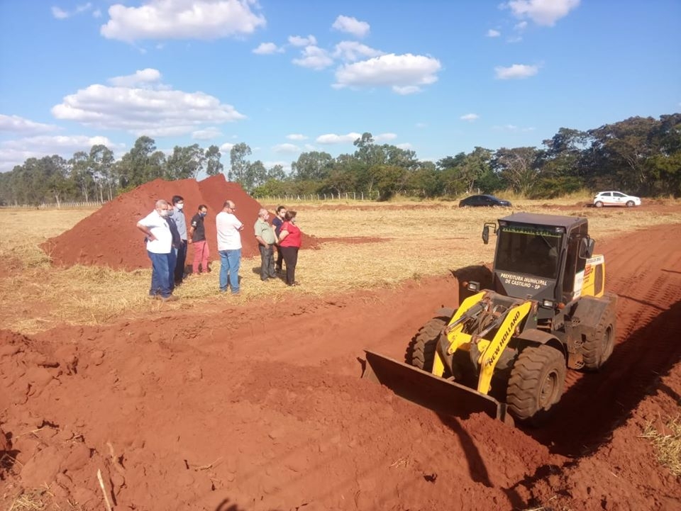 PREFEITA DE CASTILHO CONQUISTA LIBERAÇÃO DE ATERRO E VAI ECONOMIZAR R$ 80 MIL POR MÊS