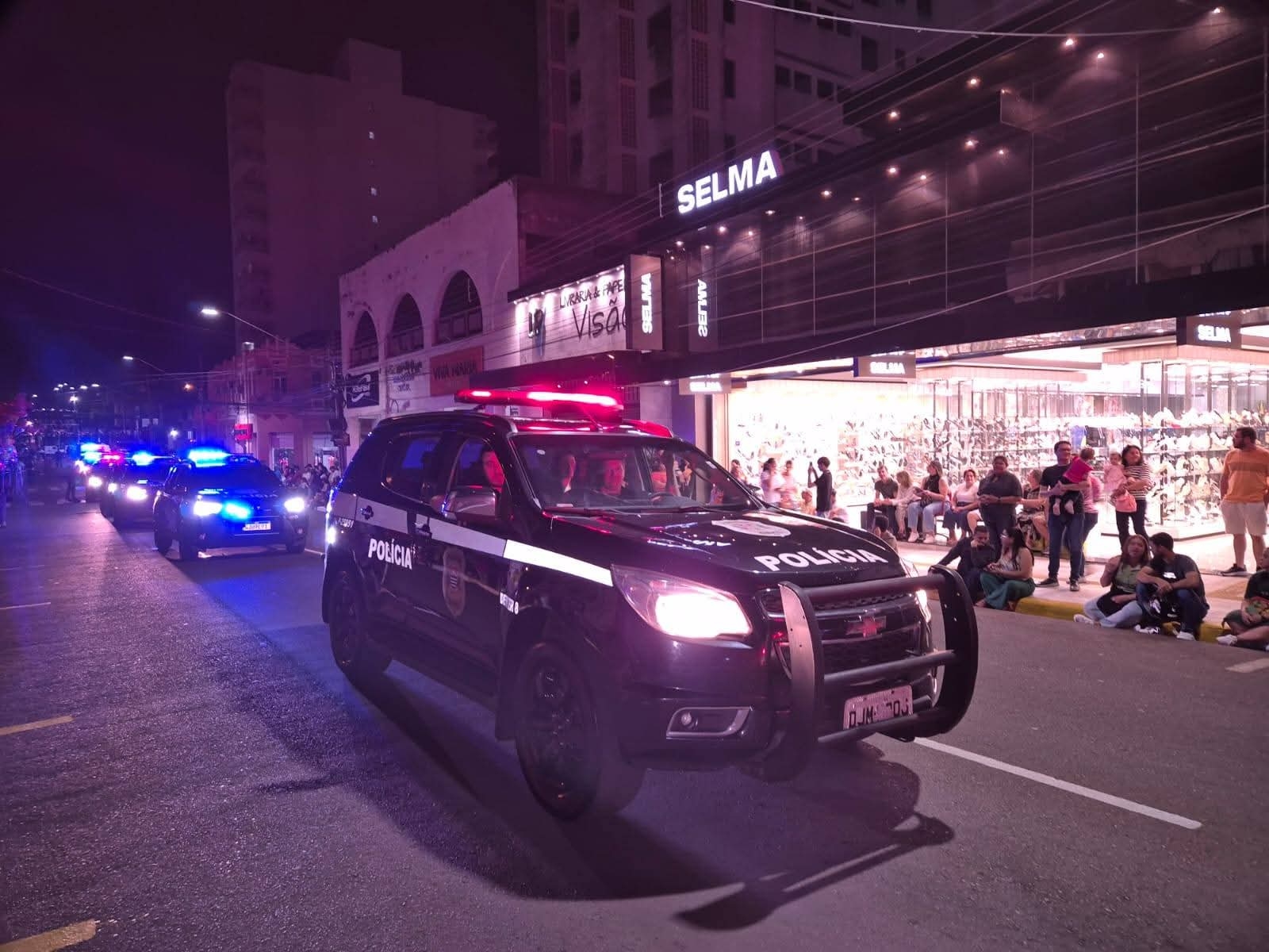 POLÍCIA CIVIL PARTICIPA DE DESFILE CÍVICO COMEMORATIVO DO ANIVERSÁRIO DE PRESIDENTE VENCESLAU