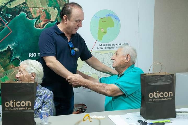 Cirurgia Agora" entrega novo lote de aparelhos auditivos em Andradina