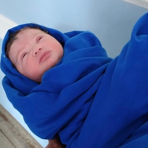 O primeiro bebê de 2021 nascido na Santa Casa de Andradina é uma menina