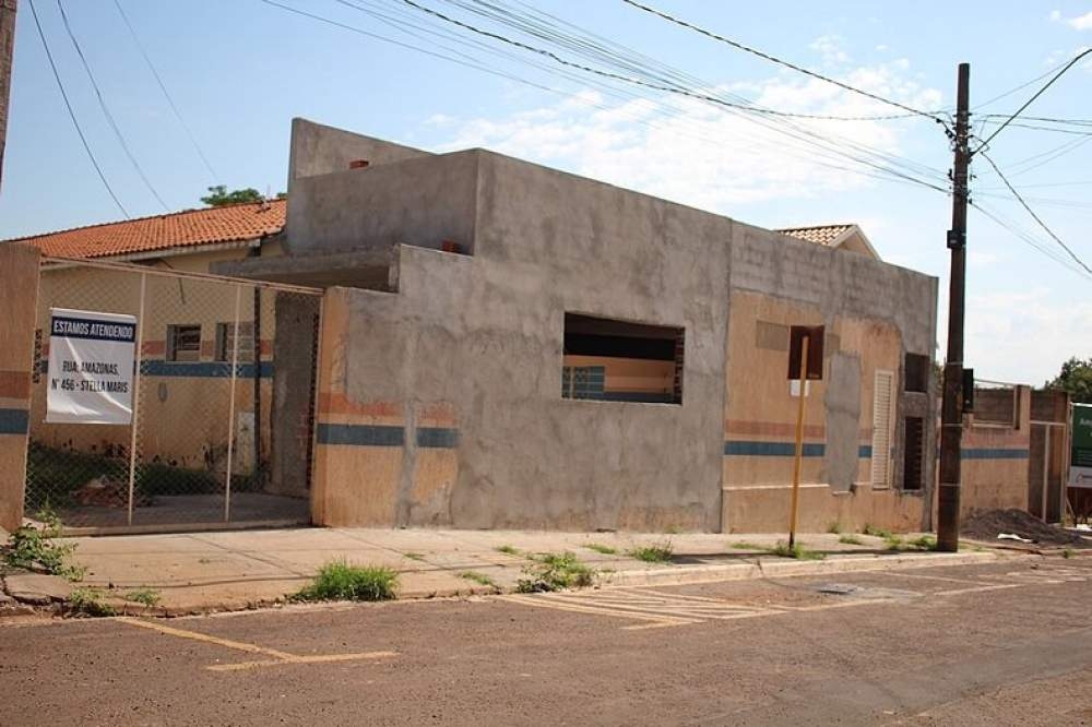 Pedreiros teriam paralisado obra por falta de pagamento em Andradina