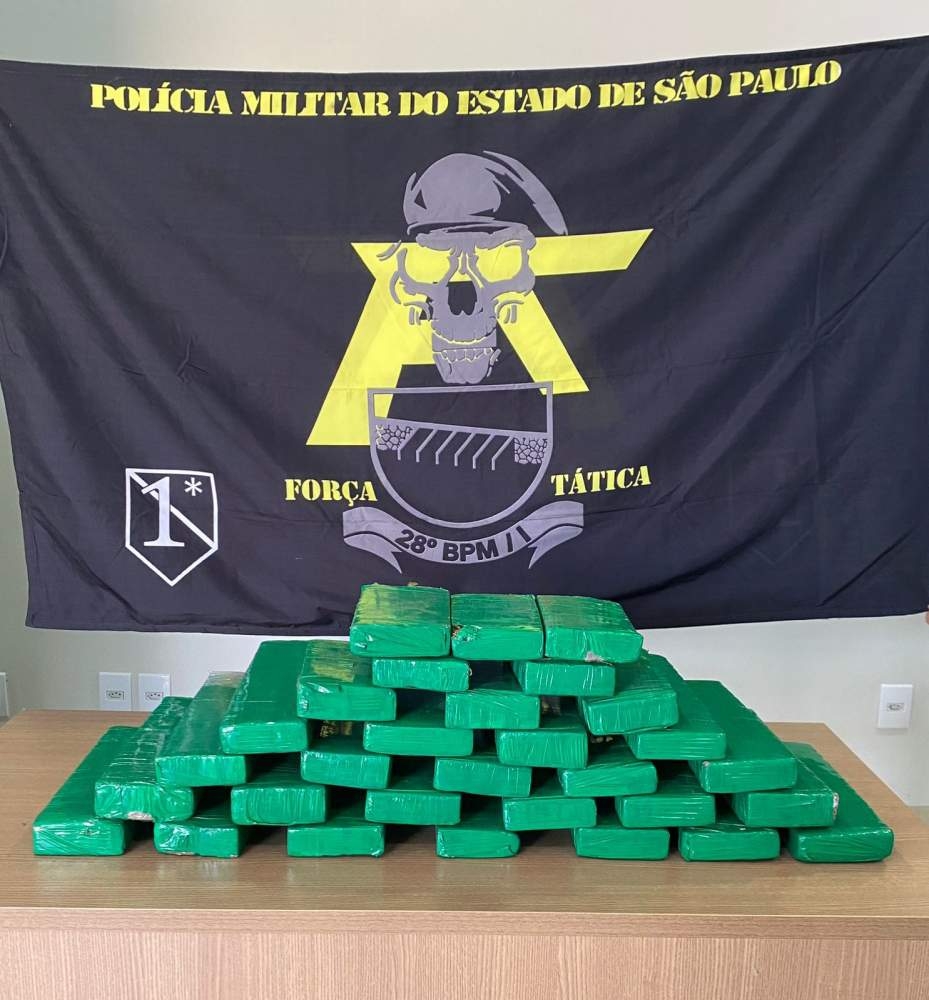 Polícia Militar de Andradina apreende mais de 22 quilos de maconha e prende 02 homens no bairro rural Timboré