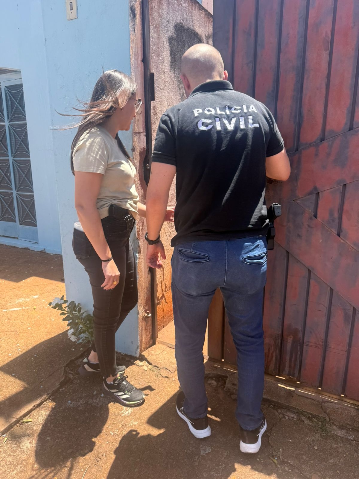 Polícia Civil prende casal em flagrante por violência física e psicológica contra idosa em Três Lagoas