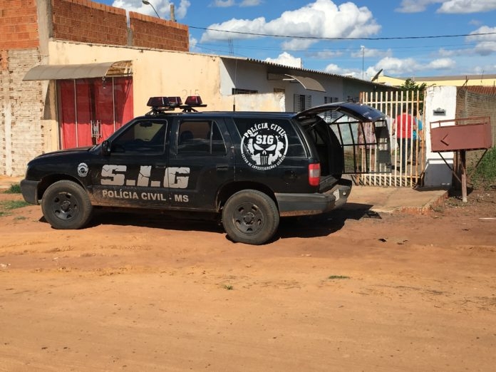 Polícia Militar de Três Lagoas prendeu homem em flagrante após furtar aspirador de pó e extensão no centro da cidade