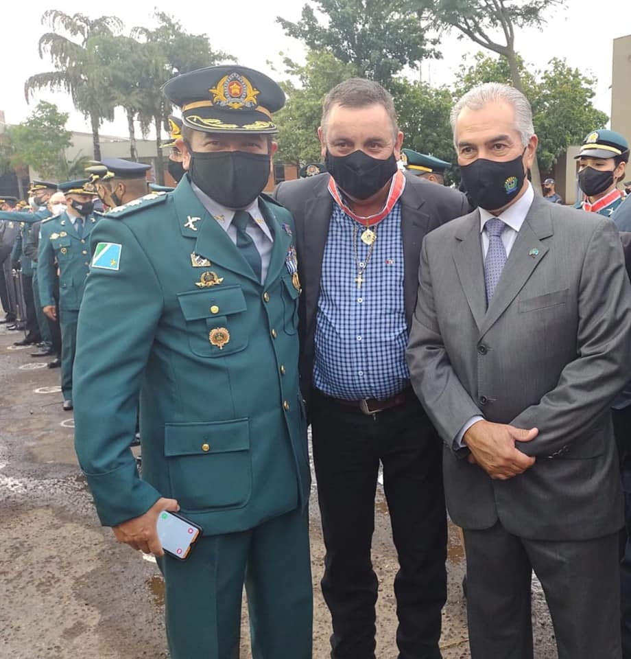 Polícia Militar do Estado homenageia autoridades de Três Lagoas