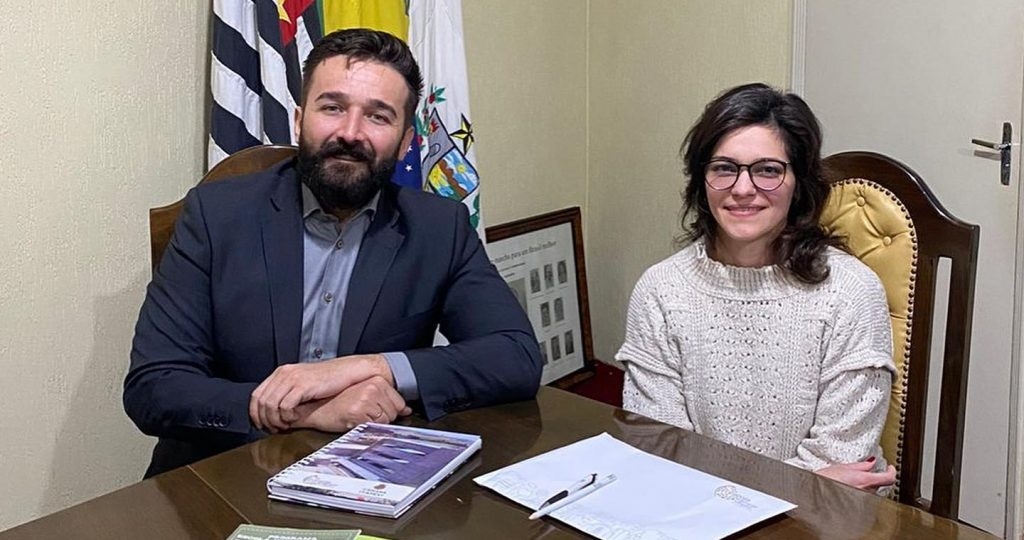 ZAMBONI PROPÕE PROJETO QUE CRIA A ESCOLA DO PARLAMENTO EM ANDRADINA