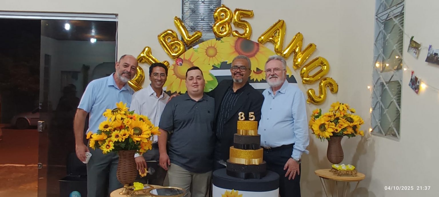 Primeira Igreja Batista de Lavínia celebra 85 anos de fé, história e perseverança