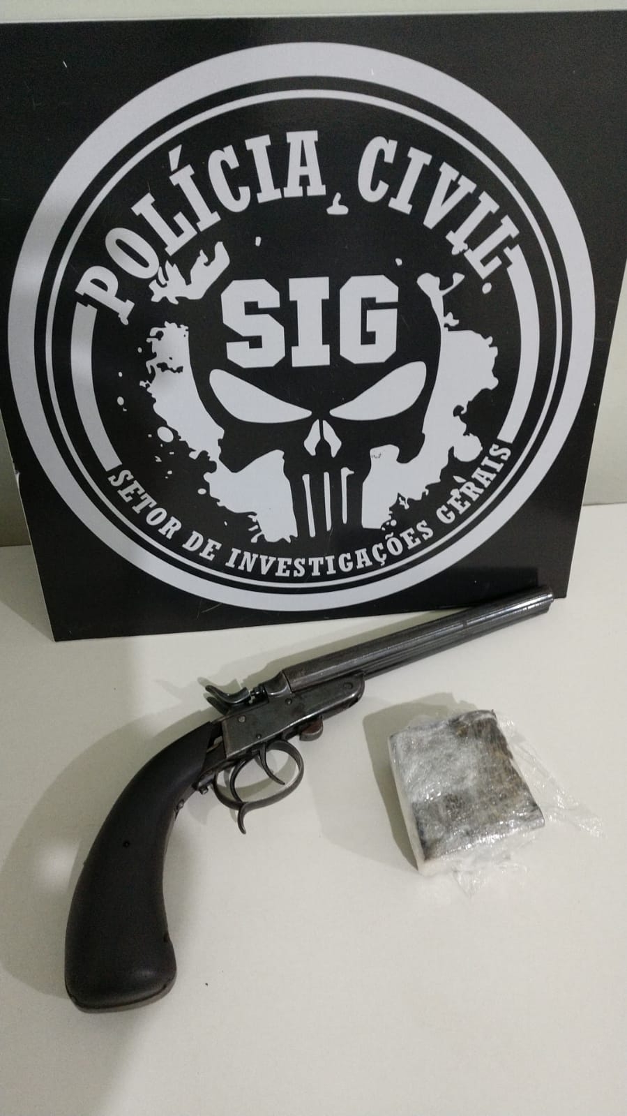 SIG apreende arma de fogo e porção de maconha em Três Lagoas nesta quarta-feira (03)