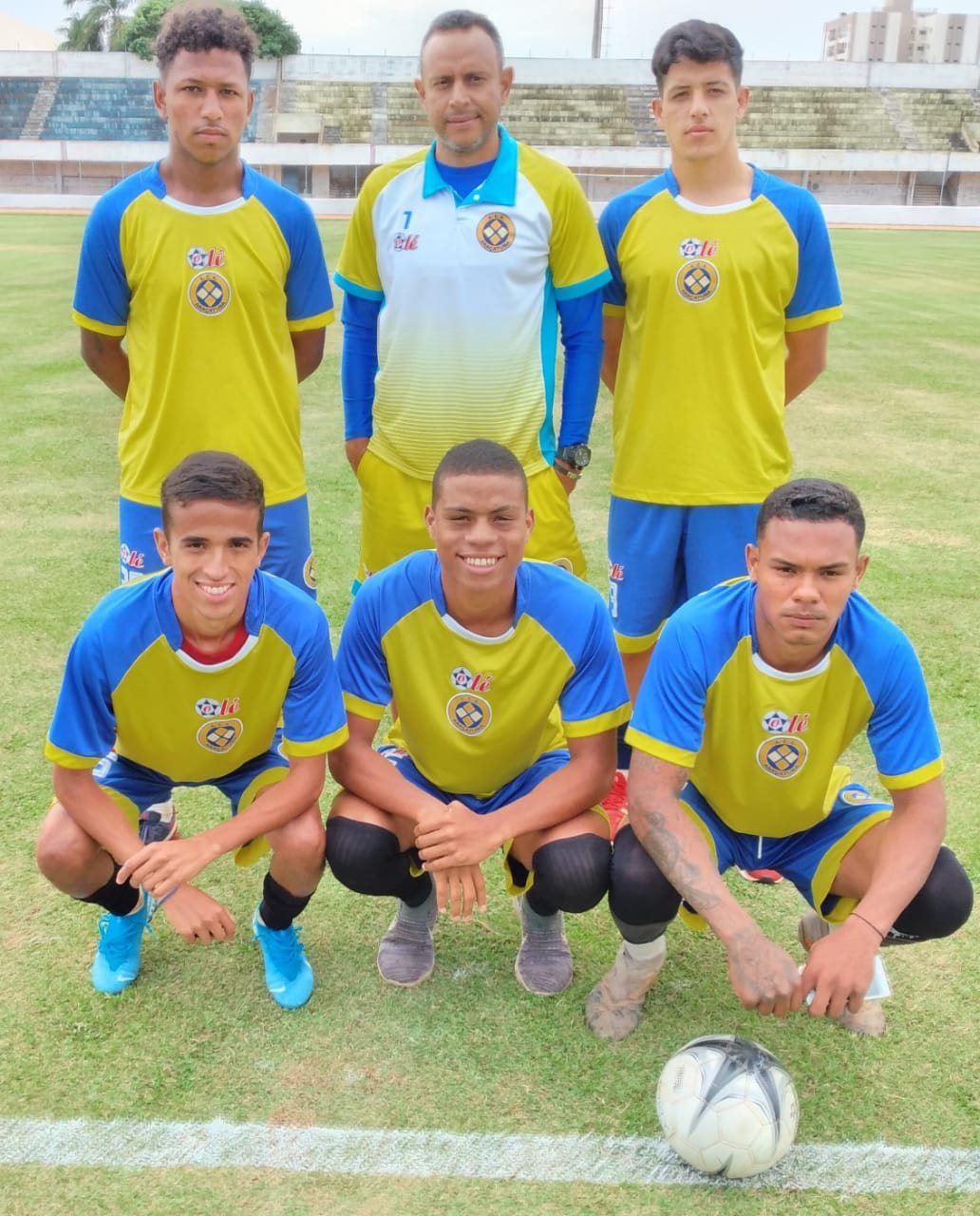 Em Araçatuba AEA estréia domingo contra o América; Silvério aposta na experiência de jogadores