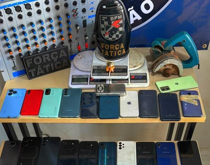 Polícia Militar em Três Lagoas apreende 22 celulares e realiza a prisão de autor de tráfico de drogas e receptação