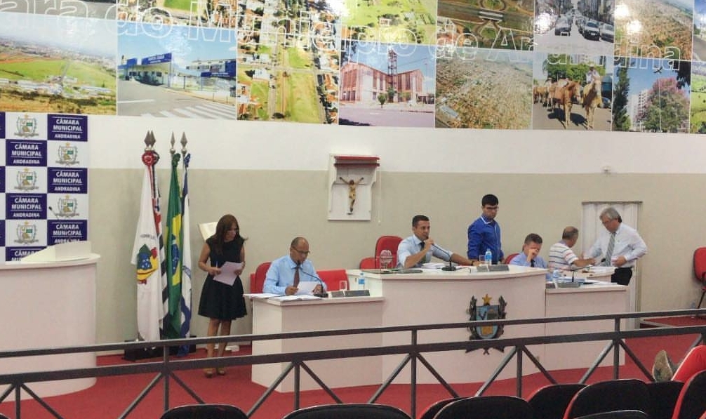 PREFEITO RECEBE: novas empresas oficializam instalações no II Distrito Industrial de Birigui