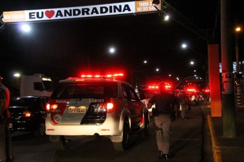 Polícia Militar de Andradina comemora resultados de fiscalizações e manda efetivo para o litoral
