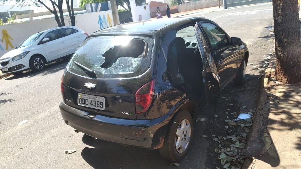 Polícia Civil de Andradina investiga furto de semi joias em carro de professora na Vila Botega