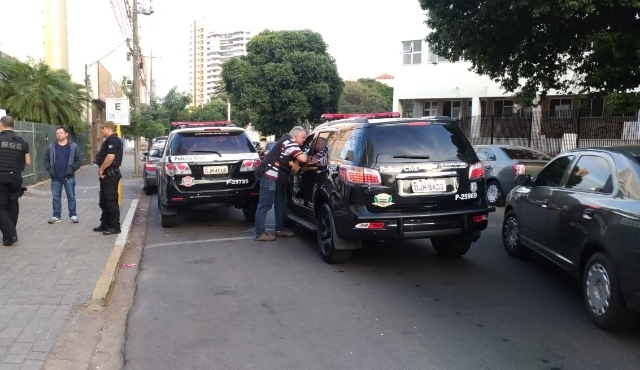A Polícia Militar de Araçatuba não para: Radiopatrulha apreende menores envolvidos em roubo no bairro Dona Amélia
