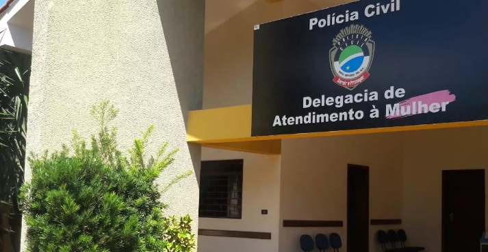 Homem é preso após arrombar porta de apartamento e esfaquear a ex-namorada em Três Lagoas