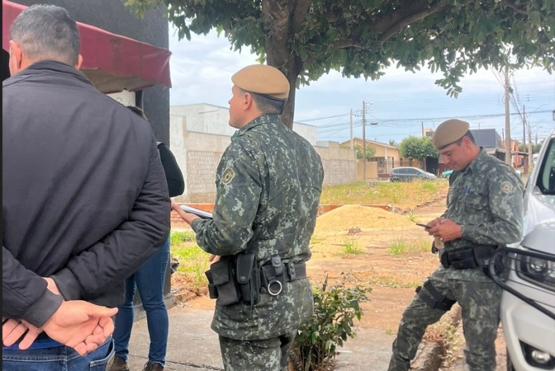 Polícia Ambiental prende moradora do Bairro Benfica por maus-tratos a animais em Andradina