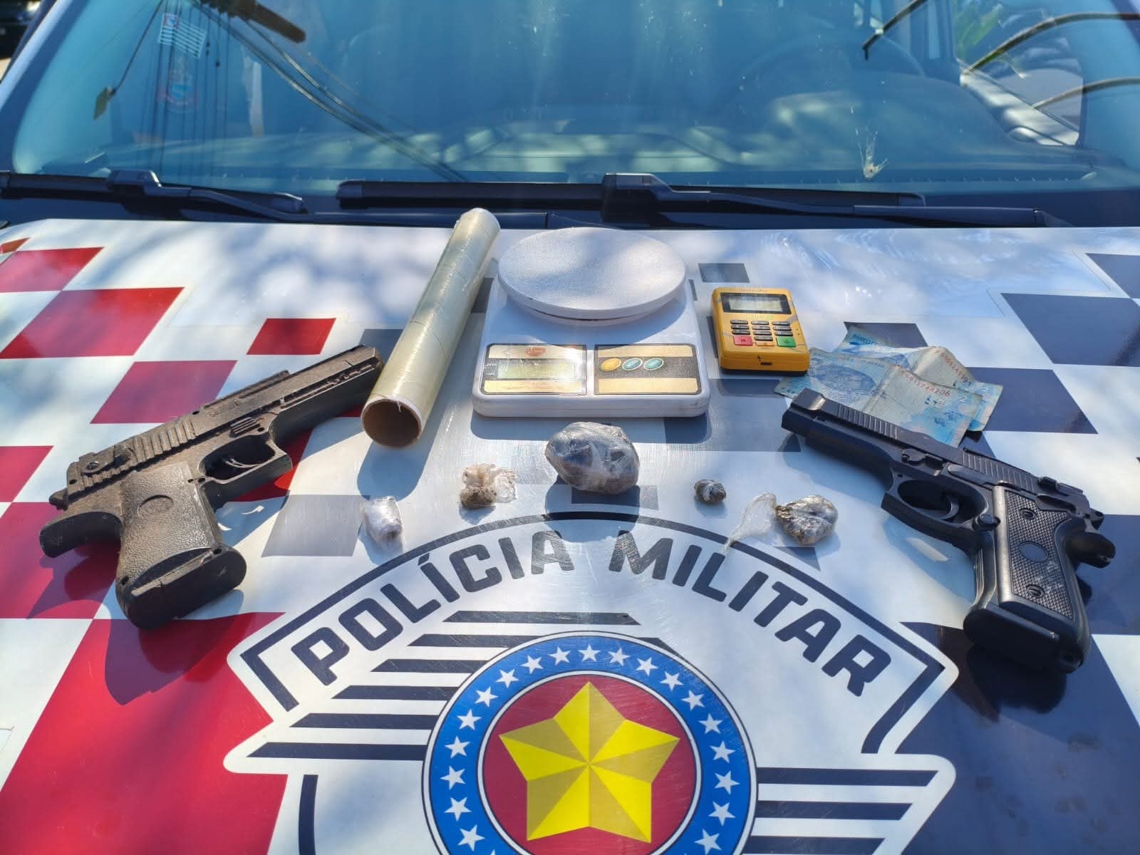 Cabeleireiro é preso pela Polícia Militar de Castilho por tráfico de drogas