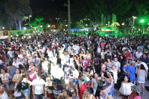 Inauguração do Natal Iluminado da Estância Turística de Pereira Barreto foi um sucesso