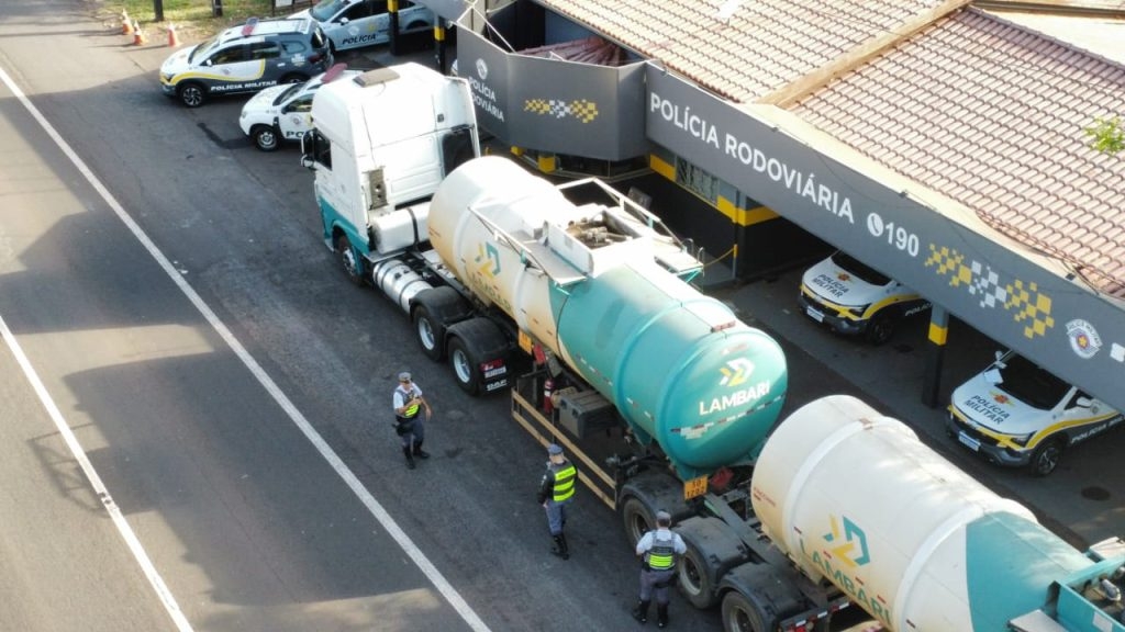 Polícia Rodoviária Estadual de Andradina realiza Operação Produto Perigoso na rodovia SP 300