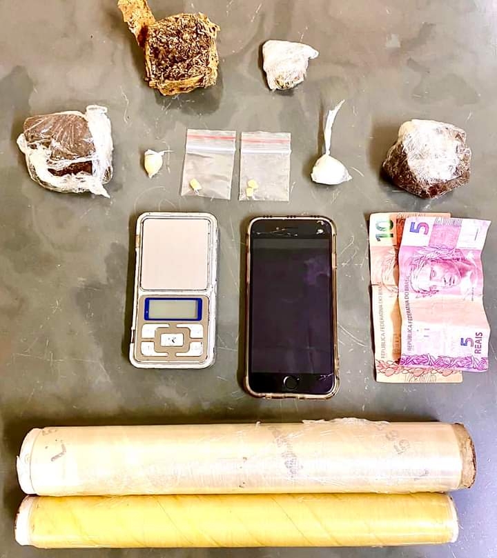 Força Tática em patrulhamento na zona norte de Ilha Solteira apreende menor por tráfico de drogas