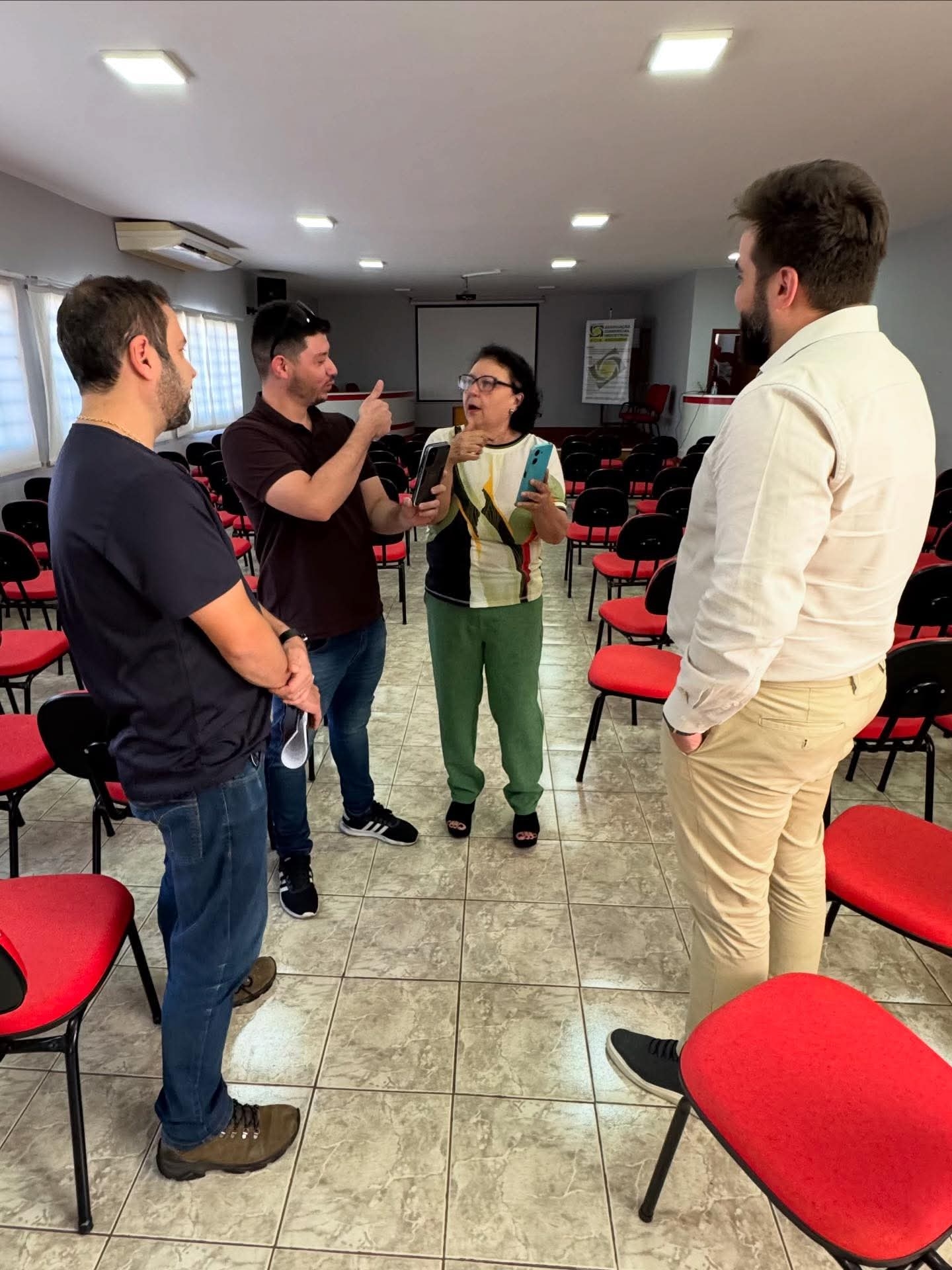 APOIO DA CÂMARA DE ANDRADINA AOS SURDOS GERA RESULTADOS