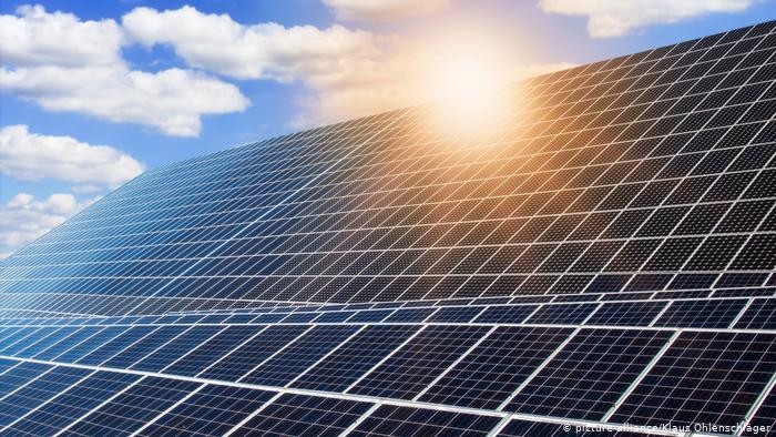 Empresa fotovoltaica contrata auxiliares em Sud Mennucci