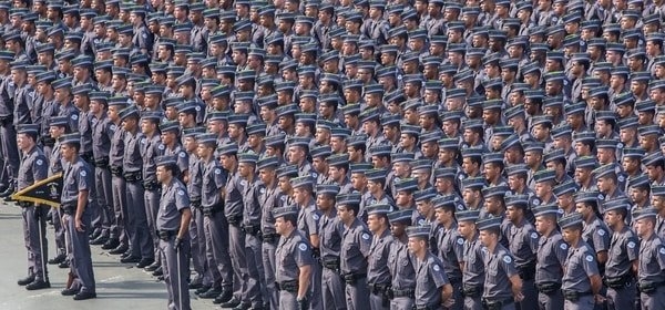 Concurso PM SP: edital publicado; 2.700 vagas, nível médio e até R$ 3,3 mil