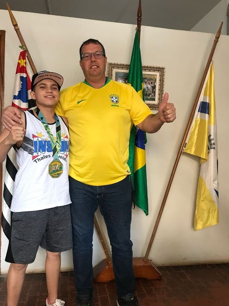 Leilão pró-APAE de Andradina da Comitiva Poeira Alta e Viralcool rende mais de R$ 303 mil