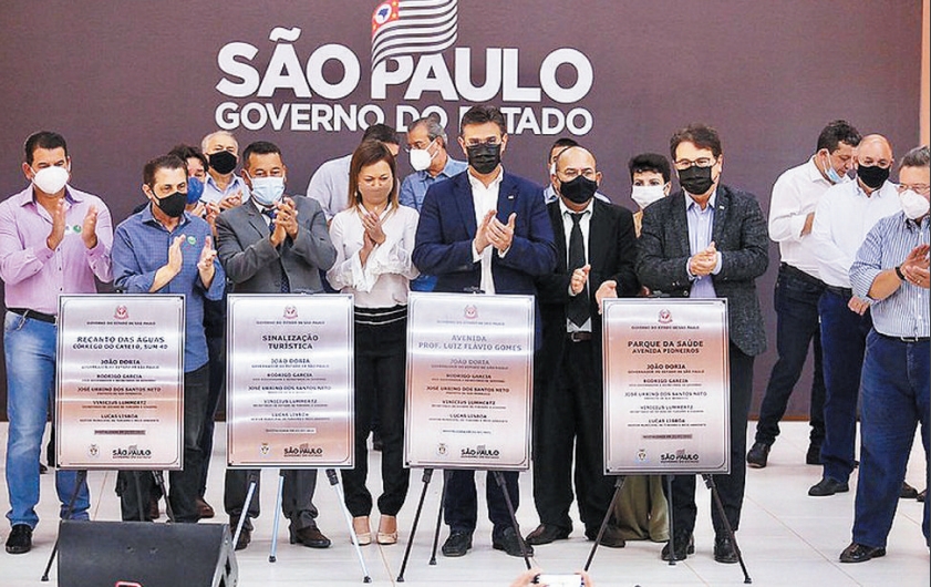 Vereadores de Andradina participam da criação da Península dos Grandes Lagos