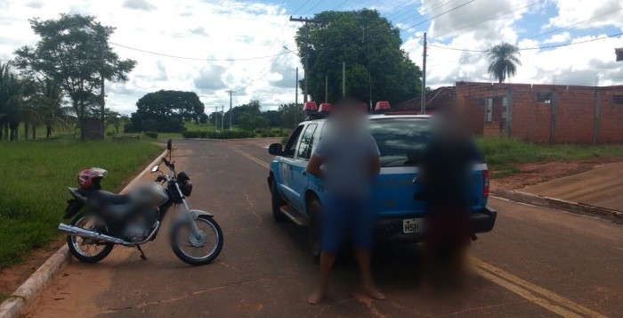 Força Tática de Araçatuba prende homem com 03 tijolos de cocaína
