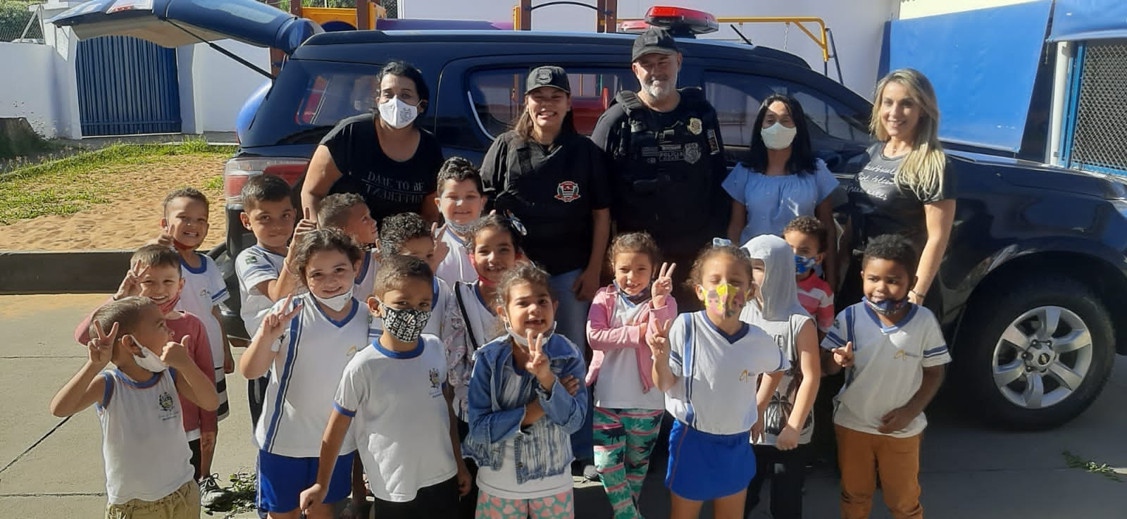 Polícia Civil de Andradina realiza palestra em escola infantil