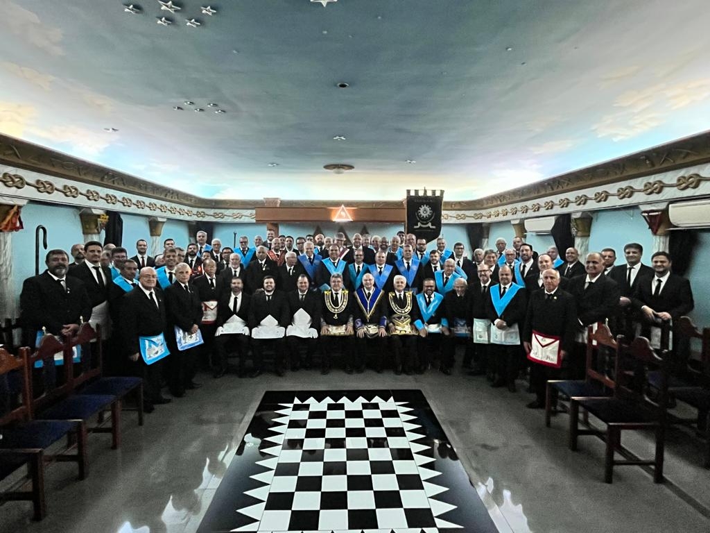 Comitiva da GLEMS prestigia Sessão Magna de Iniciação na Loja Maçônica Renascença de Três Lagoas
