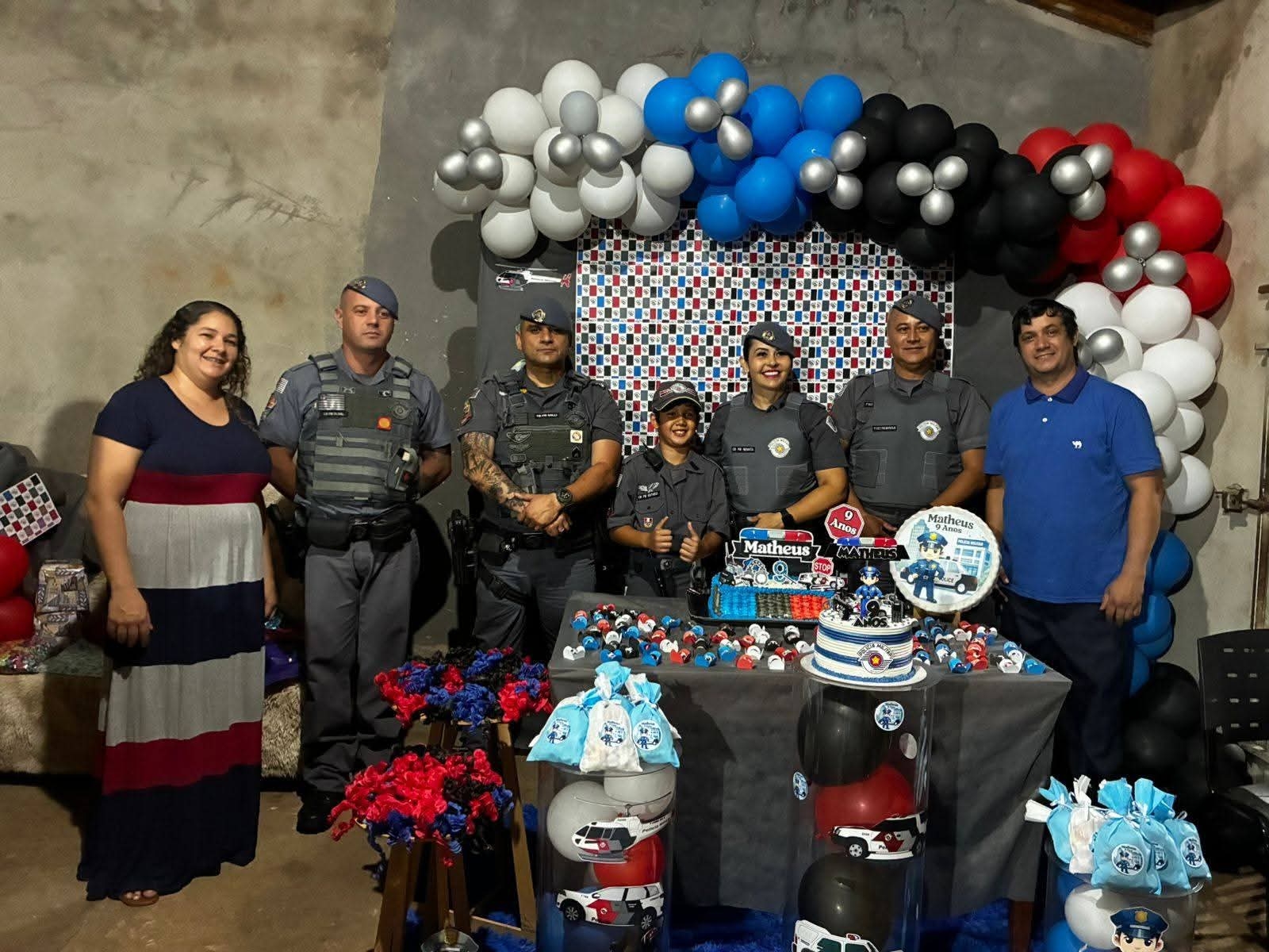 Sonho de menino é realizado com visita da Polícia Militar em Andradina