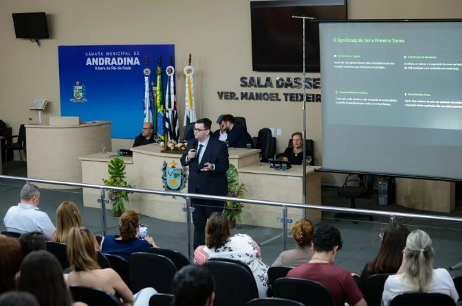 Coordenador do curso de Medicina de Andradina pede desligamento da FIRB