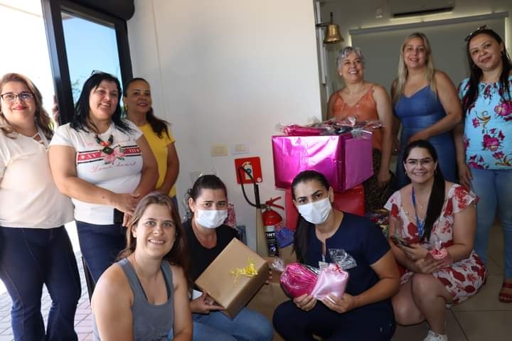 Ação de Amor alunos de escolas de Três Lagoas doam mais de 4.000 gelatinas e 93 lençóis ao Hospital Auxiliadora Setor de Oncologia