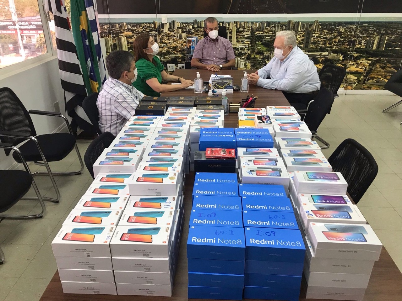 Receita Federal doa celulares apreendidos à Educação Municipal de Araçatuba