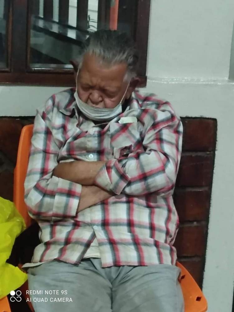 Homem está há uma semana na Rodoviária de Andradina e recusa ajuda
