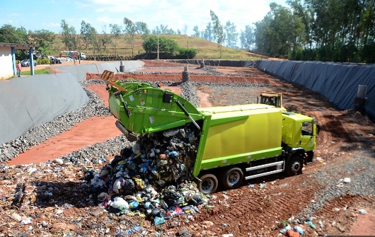 Governo de Andradina comprou cancela de 110 mil reais que nunca funcionou corretamente
