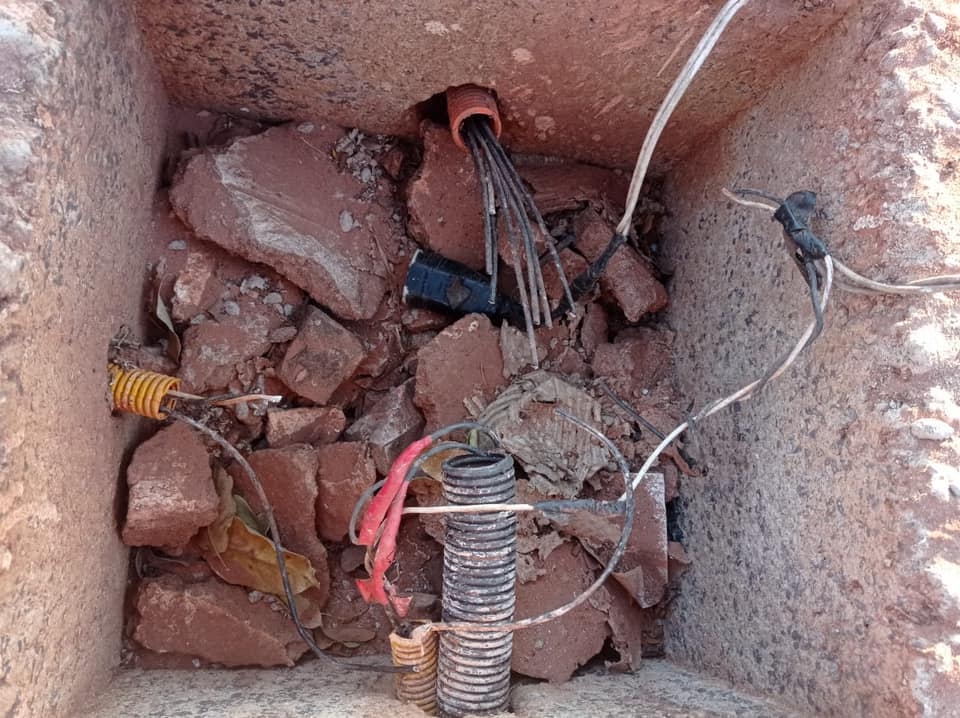 POLÍCIA MILITAR PRENDE HOMEM POR FURTO DE FIOS EM PRAÇA DE ANDRADINA
