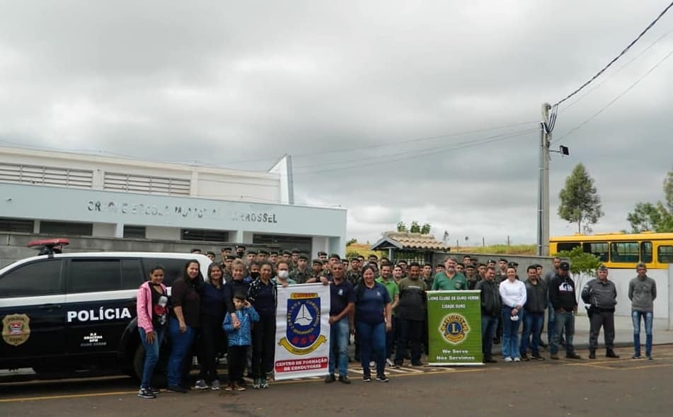 POLÍCIA CIVIL INTEGRA AÇÃO DE CAMPANHA DE AGASALHO EM OURO VERDE