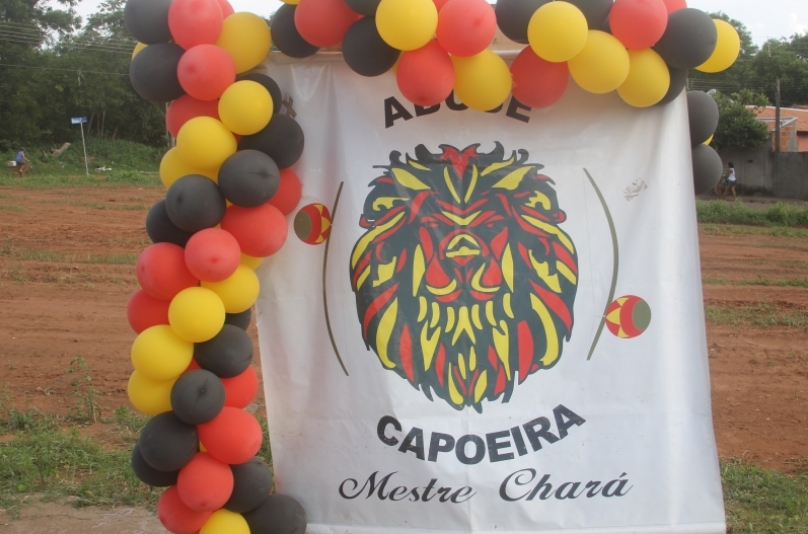 Em Andradina Associação Abuse Capoeira faz festa para crianças do bairro
