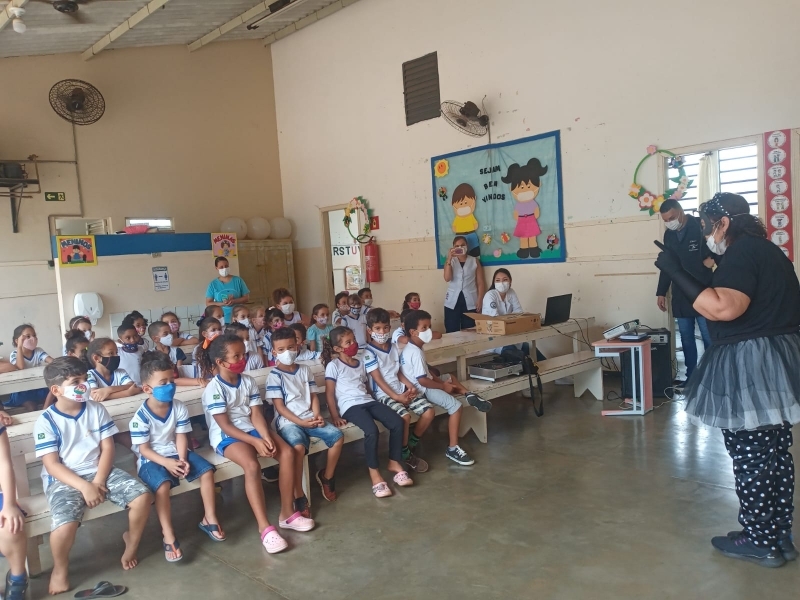 Programa Saúde na Escola de Andradina leva orientações sobre saúde a escolas municipais