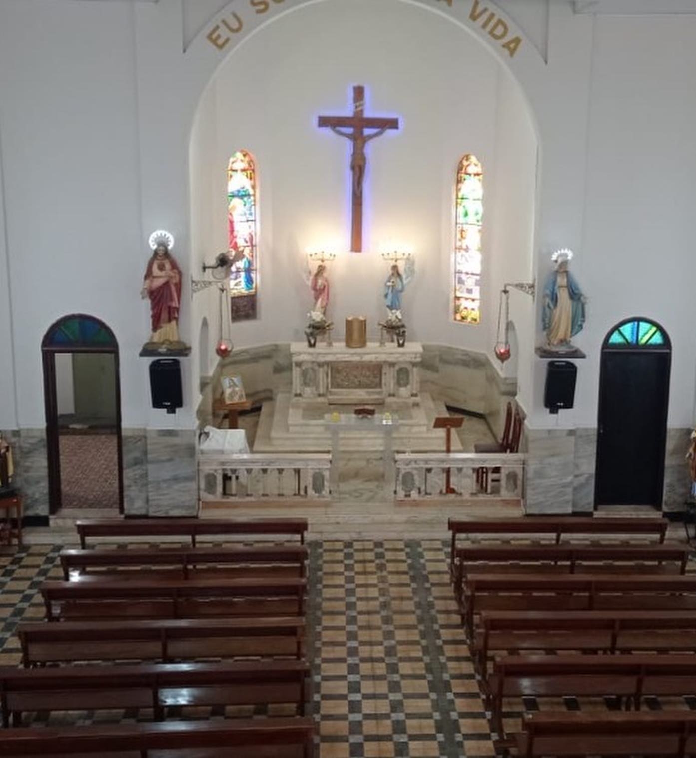 Após reforma capela anexa à Santa Casa de Andradina realiza primeira missa nesta sexta