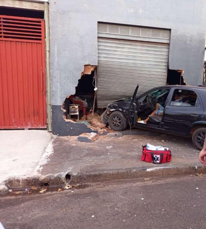 Homem morre após violento acidente na madrugada desta segunda-feira (6) em Andradina