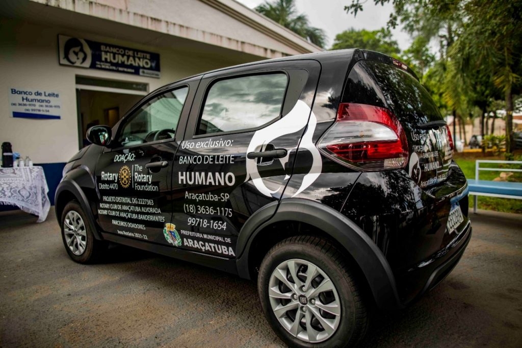 Banco de Leite ganha carro de Rotarys Clubs de Araçatuba