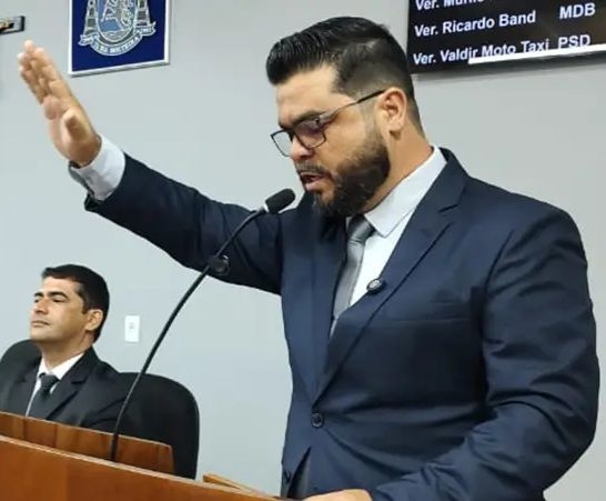PREFEITO DE ILHA SOLTEIRA  ANUNCIA REAJUSTE DE 8,26% PARA OS FUNCIONÁRIOS PÚBLICOS; 4% SÃO PARA REPOR PERDAS SALARIAIS