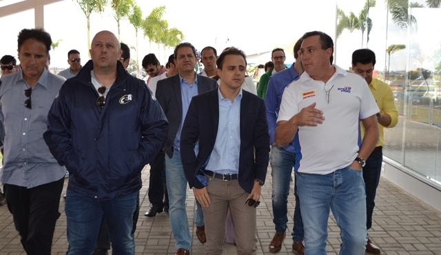 CAMAROTE ocupado por TAMIKO e seus ASSESSORES custou 94 MIL REAIS do dinheiro dos seus IMPOSTOS povo de Andradina!!!