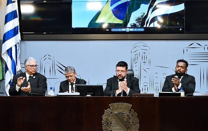 EMPOSSADA A PRIMEIRA DIRETORIA DO PARLAMENTO REGIONAL DE ARAÇATUBA