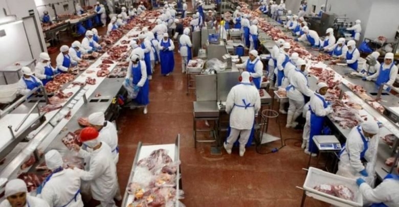 China suspende compras de três grandes frigoríficos em Lins, Promissão e Várzea Grande