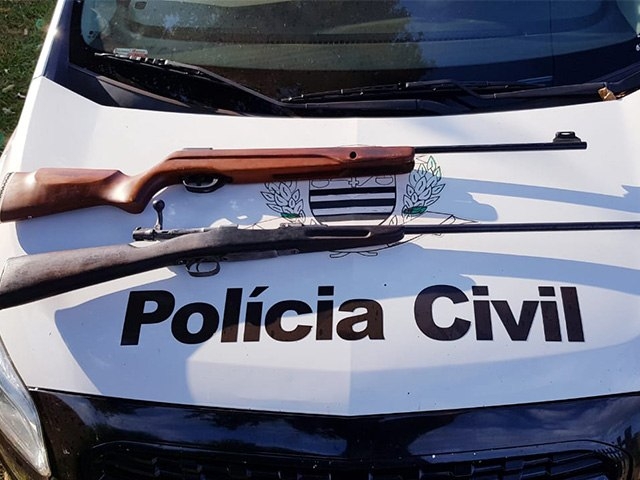 Polícia Civil de Nova Independência prende pai e filho em flagrante por posse ilegal de arma de fogo